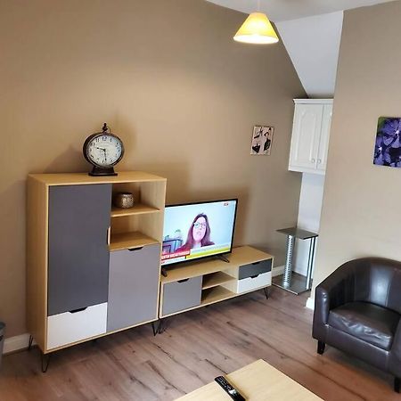 Apt. 2 - Town Centre Apartment Bagenalstown Exterior foto